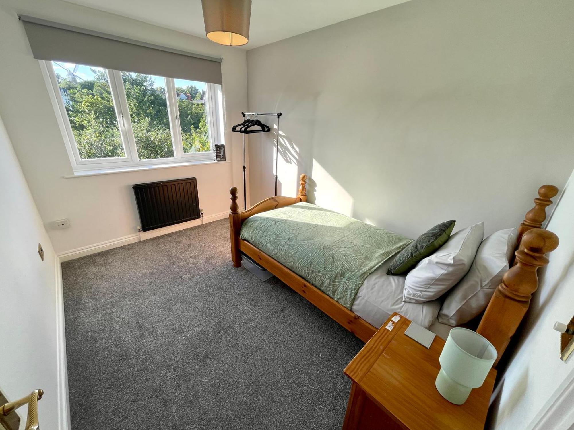 Large 5 Bed Detached House Near Stansted Airport With Parking For 2 Vehicles! Stansted Stays Станстед-Маунтфітчет Екстер'єр фото