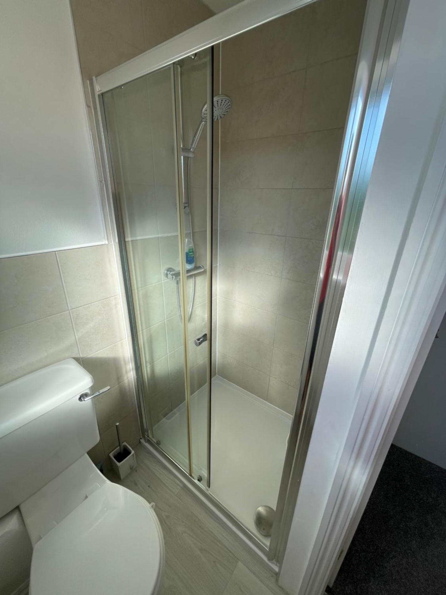 Large 5 Bed Detached House Near Stansted Airport With Parking For 2 Vehicles! Stansted Stays Станстед-Маунтфітчет Екстер'єр фото